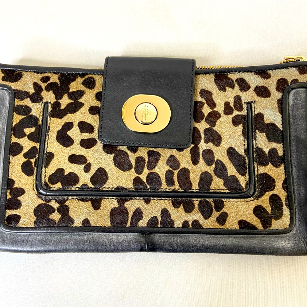 Cole Hann leopard and blackberry clutch - Picture 1 of 3